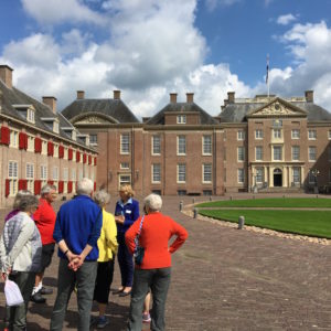 Het Loo from front.  It reminded one of our members of a big-city high school.